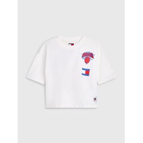 

PLAYERA TOMMY JEANS TOMMY JEANS & NBA NEW YORK KNICKS DE CORTE CROPPED DE MUJER Talla: L