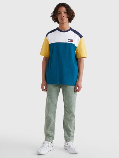 PLAYERA-TOMMY-JEANS-COLOR-BLOCK-CON-PARCHE--DE-HOMBRE-TOMMY-HILFIGER