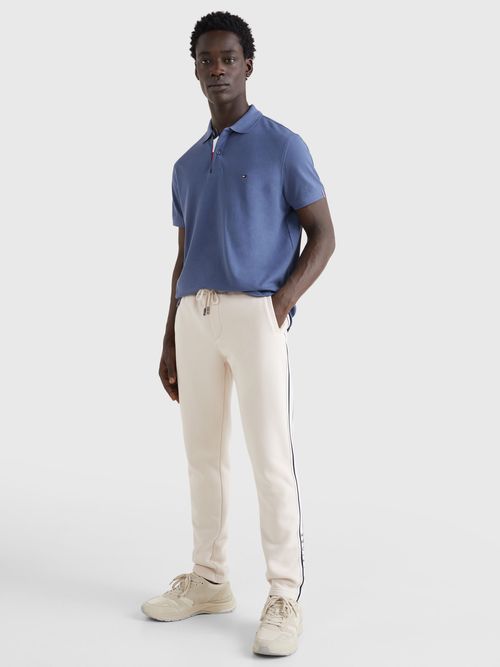 POLO-TOMMY-HILFIGER-CON-DISEÑO-COLOR-BLOCK-DE-HOMBRE-TOMMY-HILFIGER