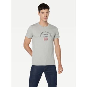 

PLAYERA TOMMY HILFIGER CON ESTAMPADO CENTRAL DE HOMBRE Talla: S