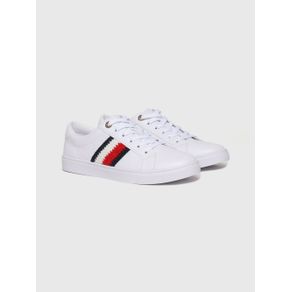 

TENIS TOMMY HILFIGER CON FRANJAS TEJIDAS LATERALES DE MUJER Talla: 23.5