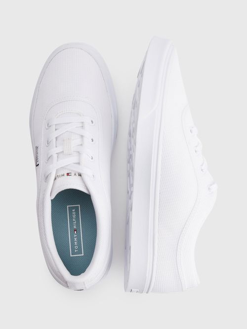 TENIS-TOMMY-HILFIGER-CON-TEXTURA-GOFRADA-DE-HOMBRE-TOMMY-HILFIGER