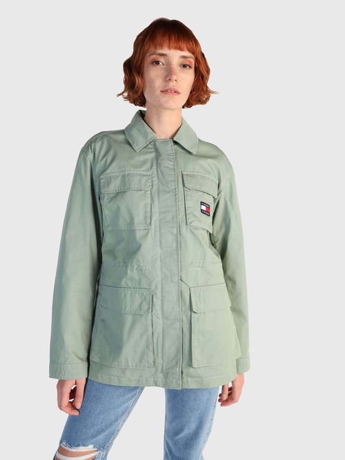 CHAMARRA-CON-PARCHE-DISTINTIVO-TOMMY-JEANS-DE-MUJER