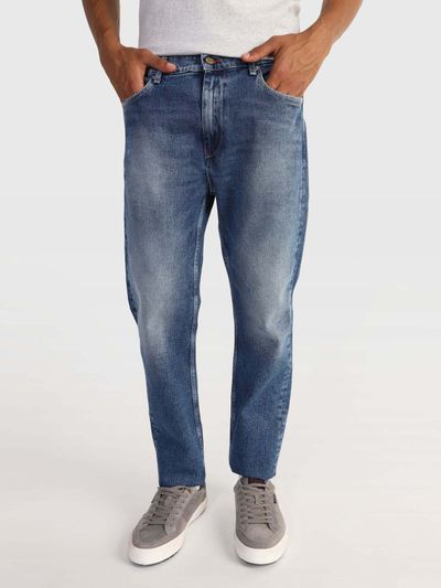 JEANS-DAD-DE-CORTE-REGULAR-CONICO-TOMMY-JEANS-DE-HOMBRE
