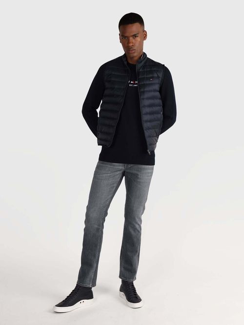 CHALECO-CON-FRANJA-DISTINTIVA-EN-CUELLO-TOMMY-HILFIGER-DE-HOMBRE