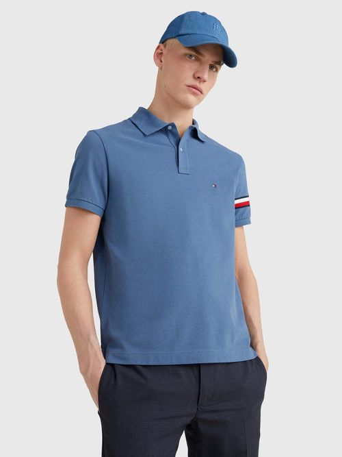 POLO-CON-CINTA-DISTINTIVA-Y-CORTE-REGULAR-TOMMY-HILFIGER-DE-HOMBRE