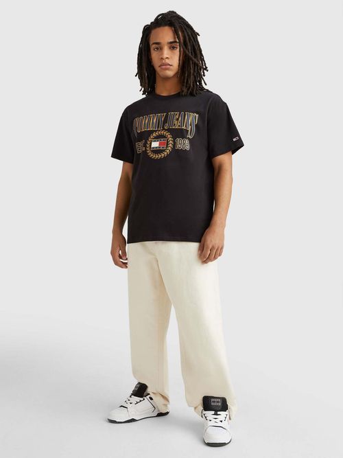 PLAYERA-DE-CORTE-AMPLIO-CON-LOGO-TOMMY-JEANS-DE-HOMBRE