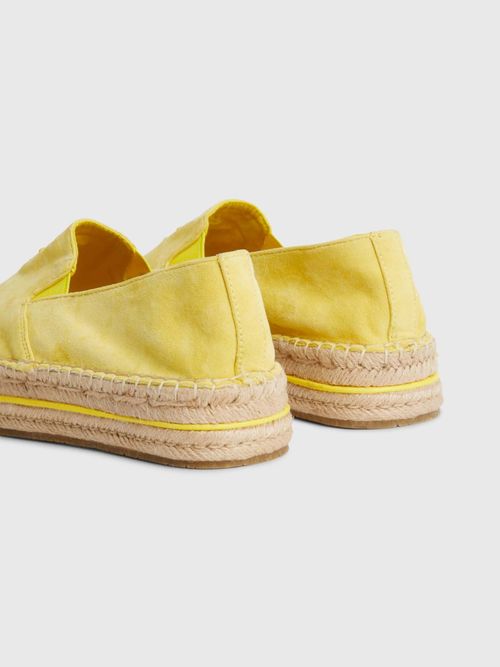 ALPARGATAS-DE-ANTE-CON-PLATAFORMA-Y-MONOGRAMA-TOMMY-HILFIGER-DE-MUJER