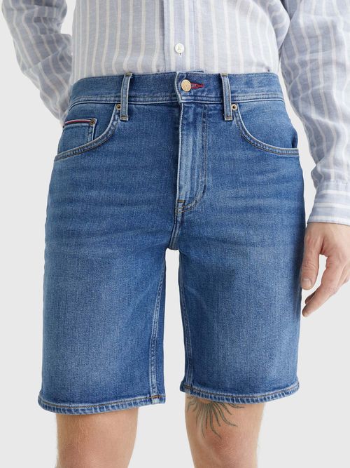 PANTALON-DE-DENIM-CORTO-BROOKLYN-DESTEÑIDO-TOMMY-HILFIGER-DE-HOMBRE