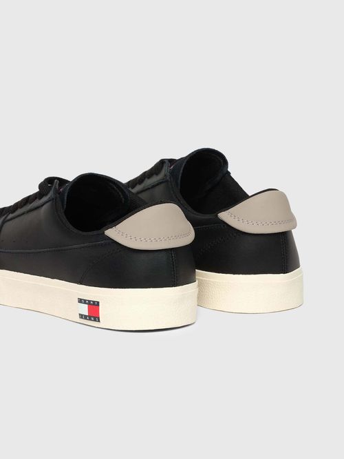 Tenis-Con-Cordones-Y-Parche-Essential-Tommy-Jeans-De-Hombre
