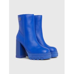 

Botines con insignia de esmalte y tacón ancho Talla: 23