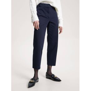 

Pantalón chino Essential recto de corte slim Talla: 32