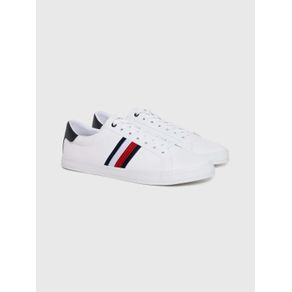 

Tenis franjas bordadas Talla: 26