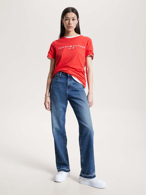 Playera-de-cuello-redondo-con-logo-de-mujer