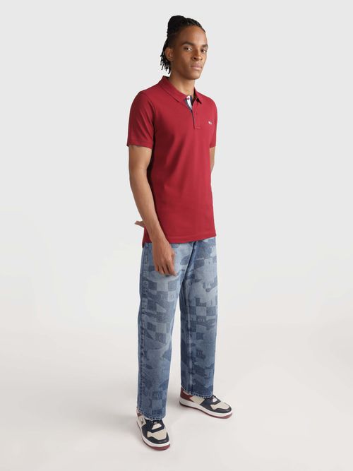 Polo-con-tapeta-distintiva-y-corte-slim-de-hombre
