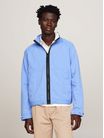 Cortavientos-con-capucha-y-cuello-levantado-de-hombre