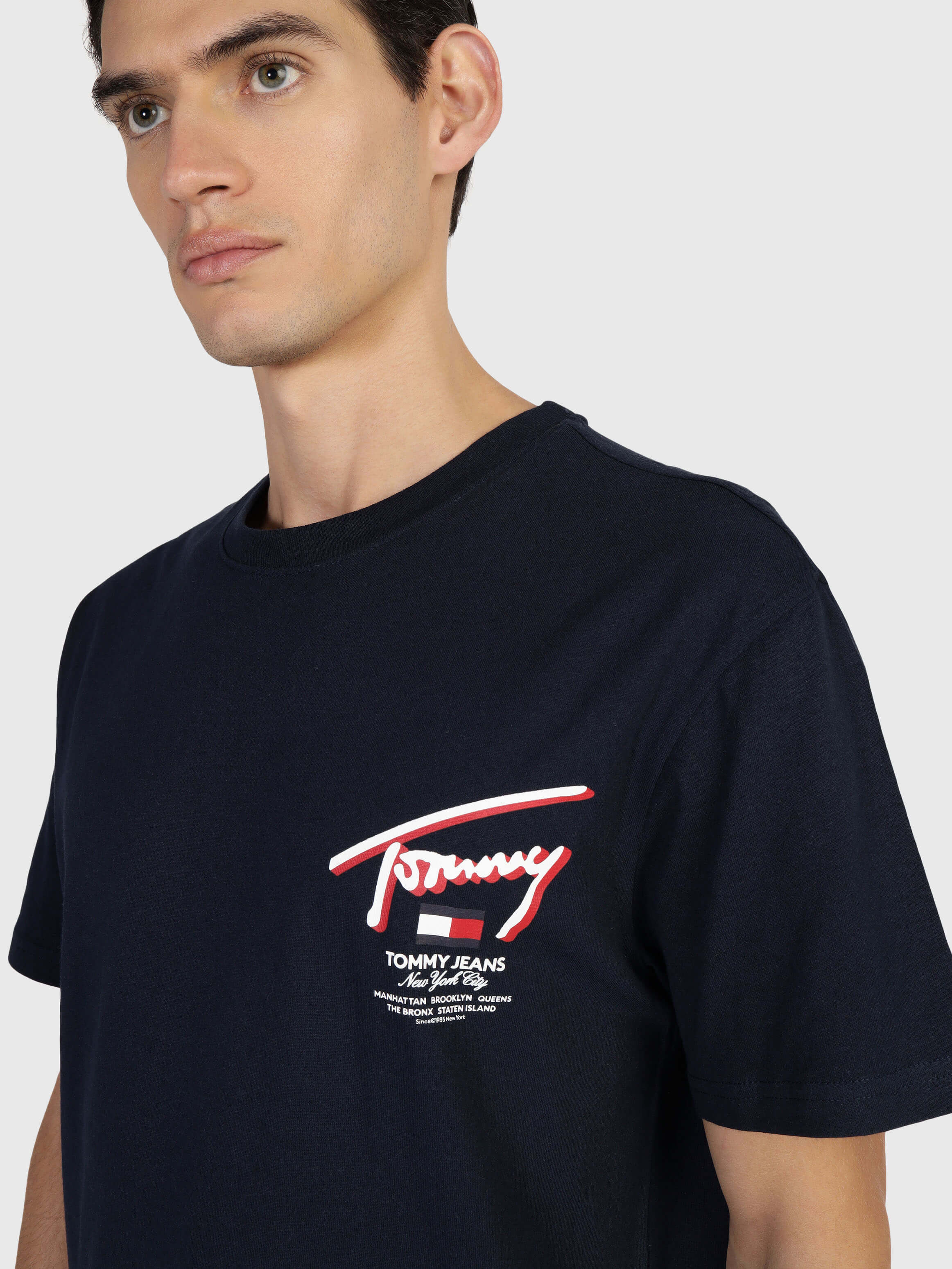 Playera con logo distintivo trasero de hombre Tommy Jeans