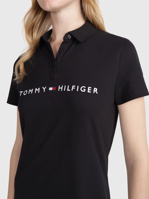 Vestido-Tommy-Hilfiger-con-logo-bordado-de-mujer