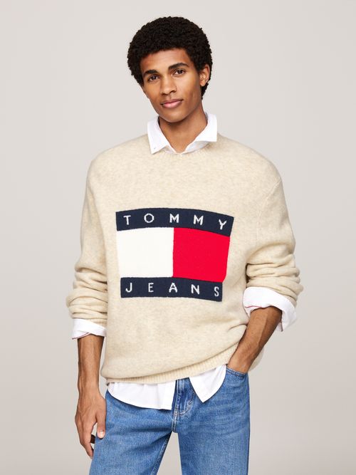 Sueter-melange-con-parche-del-logo-de-hombre-Tommy-Jeans-DM0DM19442-ACG