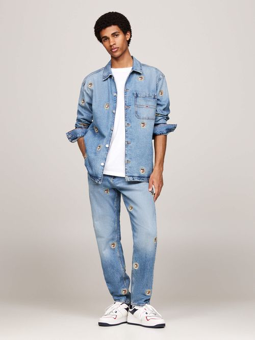 Sobrecamisa-vaquera-con-logos-bordados-de-hombre-Tommy-Jeans-DM0DM20437-1A5