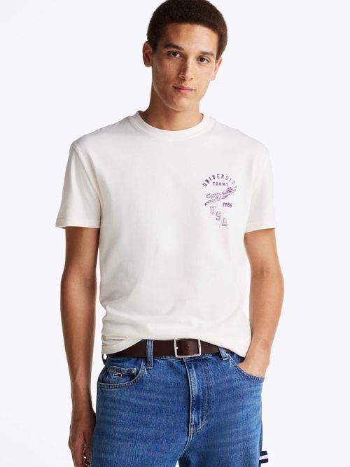 Playera-con-logo-en-la-espalda-1985-de-hombre-Tommy-Jeans-DM0DM21192-YBH