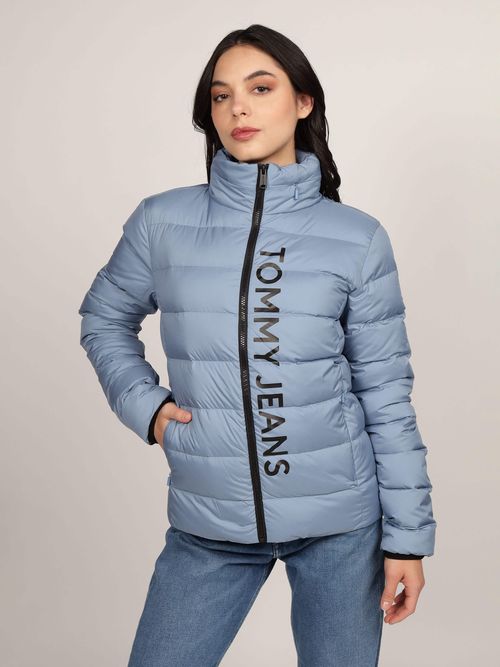 Chamarra-acolchonada-con-logo-de-mujer-Tommy-Jeans-DW0DW20388-DY6