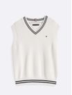 Chaleco-sin-mangas-y-cuello-de-pico-de-nino-Tommy-Hilfiger-KB0KB09602-Z00
