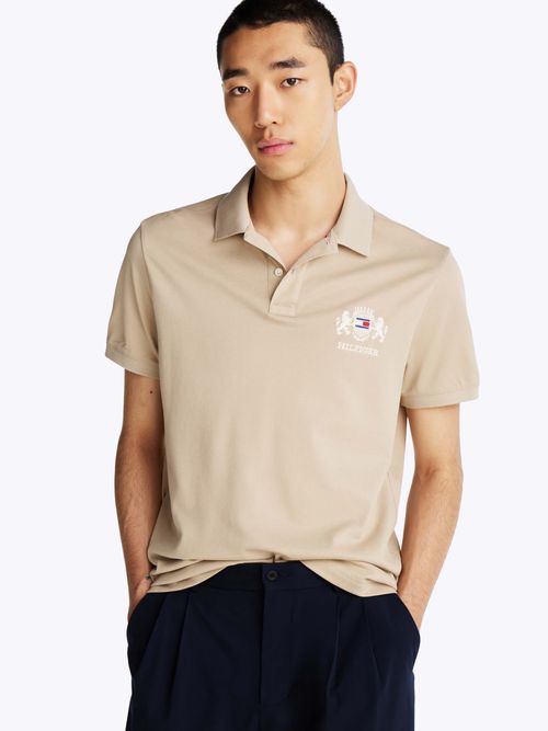 Polo-de-corte-regular-con-logo-bordado-de-hombre-Tommy-Hilfiger-MW0MW37516-RBT
