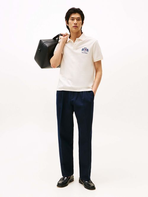 Polo-de-corte-regular-con-logo-bordado-de-hombre-Tommy-Hilfiger-MW0MW37516-Z00