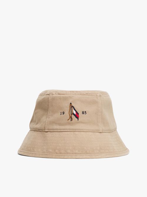 Gorro-de-pescador-con-efecto-lavado-de-hombre-Tommy-Hilfiger-AM0AM13384-RBT