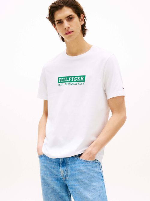 Playera-con-logo-en-el-pecho-de-hombre-Tommy-Hilfiger-MW0MW39149-YBR