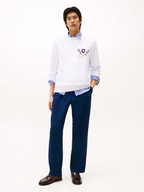 Sudadera-logo-con-escudo