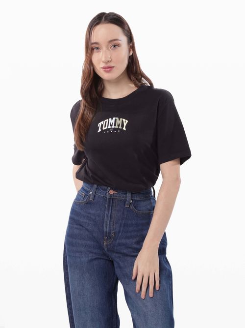 playera-corte-amplio-manga-corta-con-logo-de-mujer-tommy-jeans