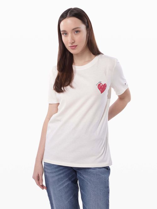 playera-con-corazon-de-mujer-tommy-hilfiger