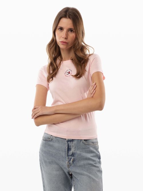 playera-con-logo-en-el-pecho-de-mujer-tommy-jeans