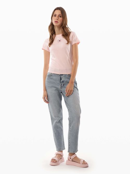 playera-con-logo-en-el-pecho-de-mujer-tommy-jeans