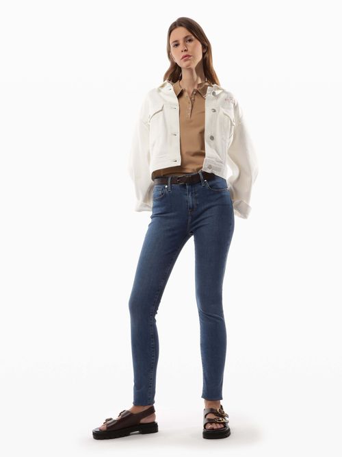 chamarra-con-logo-bordado-en-la-espalda-de-mujer-tommy-hilfiger