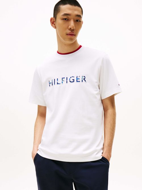 playera-con-texterua-en-logo-hilfiger-de-hombre-tommy-hilfiger