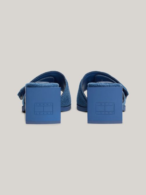 Mules-en-tejido-denim-con-tacon-ancho-de-mujer-Tommy-Jeans