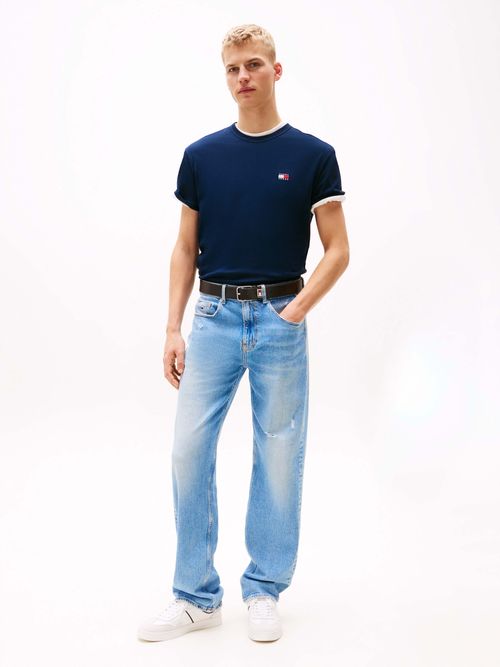 Playera-con-parche-tonal-de-Tommy-de-hombre-Tommy-Jeans-DM0DM20322-C1G