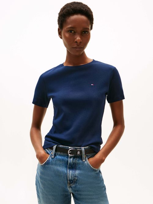 Playera-con-corte-slim-y-cuello-redondo-de-mujer-Tommy-Hilfiger-WW0WW40587-C1G
