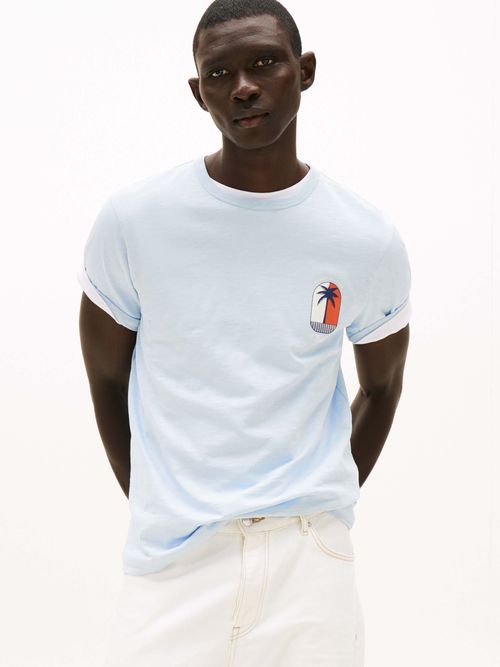 Playera-de-cuello-redondo-con-logo-tropical-de-hombre-Tommy-Hilfiger-MW0MW39354-C1O