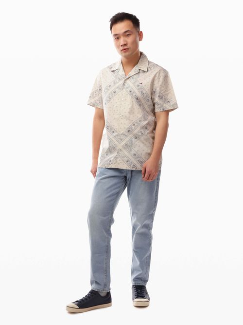 Camisa-de-manga-corta-con-corte-regular-de-hombre-Tommy-Jeans-DM0DM20888-ACG