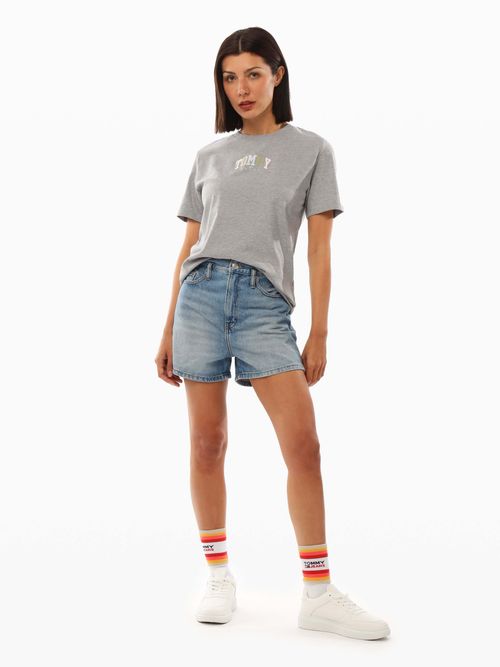 Playera-de-cuello-redondo-con-logo-de-mujer-Tommy-Jeans-DW0DW21337-P6N