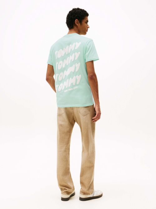 Camiseta-con-logo-burbuja-en-la-parte-trasera-de-hombre-Tommy-Jeans-DM0DM21864-L6V