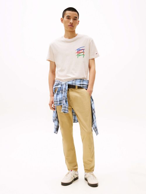 playera-con-logo-grafico-en-la-espalda-de-hombre-tommy-jeans