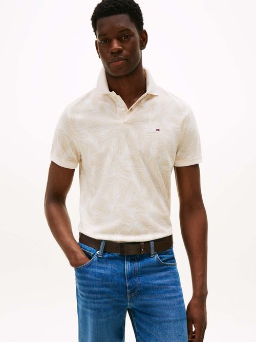 Polo-de-corte-regular-con-estampado-de-hojas-de-hombre-Tommy-Hildiger-MW0MW40680-Z00