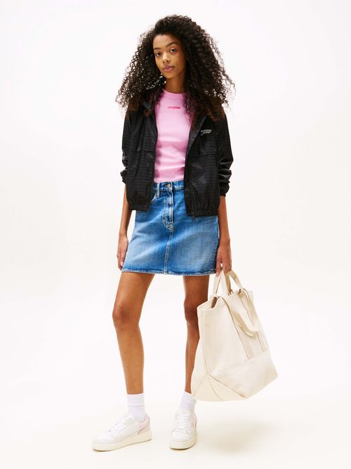 Cortavientos-con-acabado-repelente-al-agua-de-mujer-Tommy-Jeans-DW0DW20952-BDS