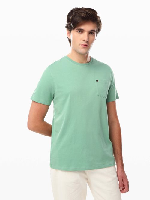 Playera-Corte-Regular-Bolsillo-Parche-de-Hombre-Tommy-Hilfiger-78JB151-L3I