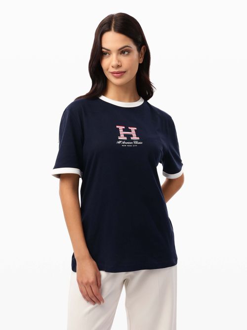 Playera-Corte-Slim-Estampado-En-Pecho-de-Mujer-Tommy-Hilfiger-WW0WW46011-C1G